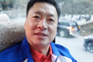 李春江關注青少年籃球