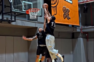 狄龍1V1集錦揭示賽季關鍵轉折：太陽崛起之路的縮影