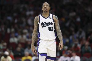 德羅贊爭議續約引風波：NBA賽場上的心靈救贖之戰