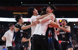 亞運男籃-李賢重狂轟27+18&下半場22分 韓國勝東道主日本奪冠