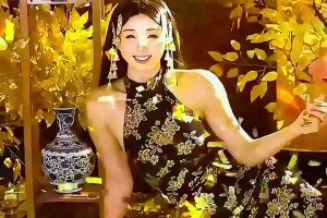 又美又專業！張曼源穿旗袍聊NBA中國行這氣質和身材都太頂了